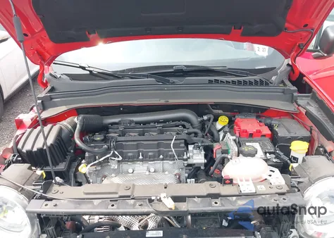 2021 Jeep Renegade Jeepster 4X4 из США, поврежденный, VIN ZACNJDAB8MPN30997